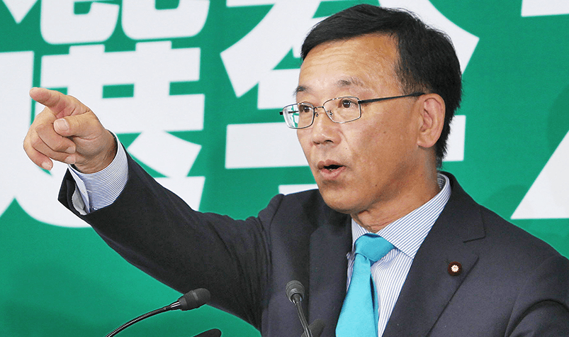 自民党の参院第１党が確定し記者会見する谷垣禎一総裁
